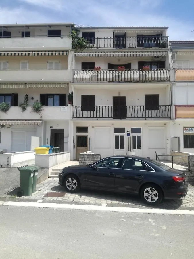 Apartments With A Parking Space Vrsar, Porec - 18912