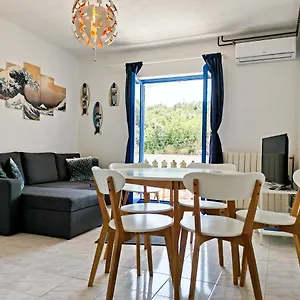 Ohana Apartment